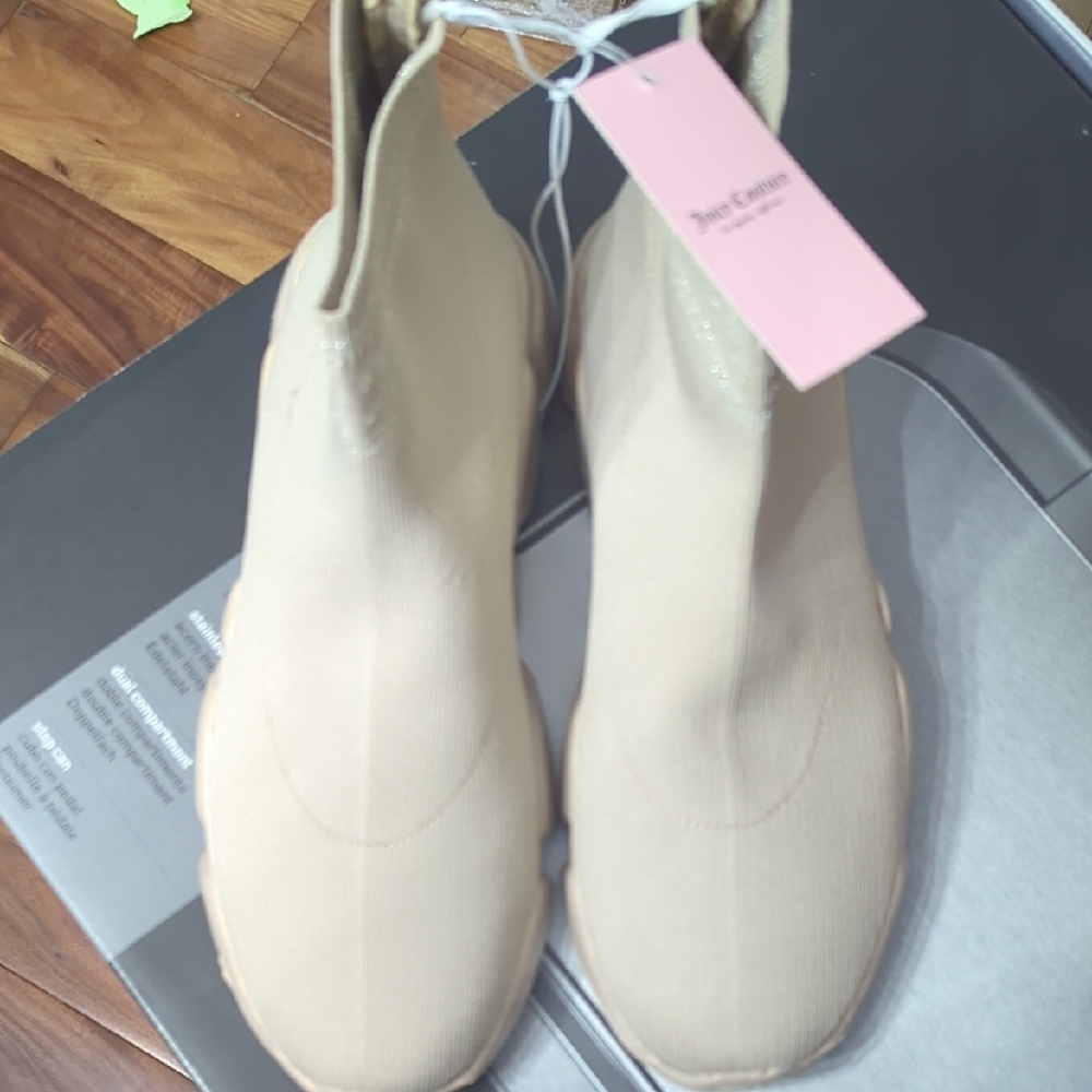Juicy Couture Beige Knit Ankle Booties